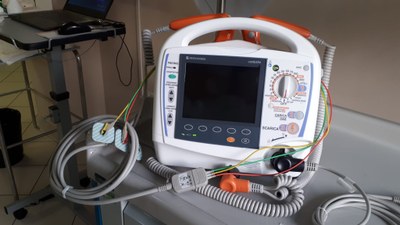 Defibrillatore Cento