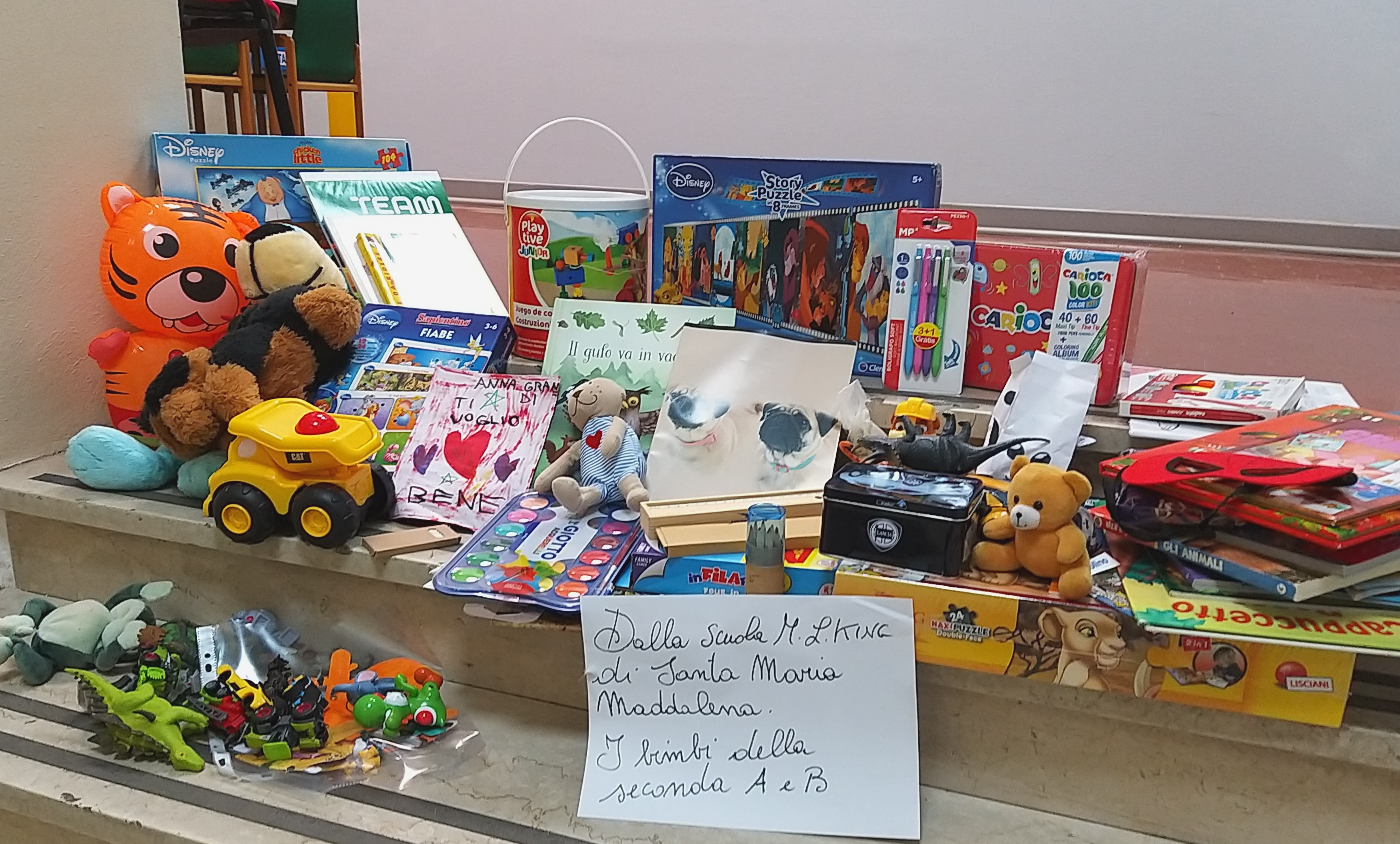 Catena di solidarietà per i bambini ospitati all’hotel Covid di Ferrara 