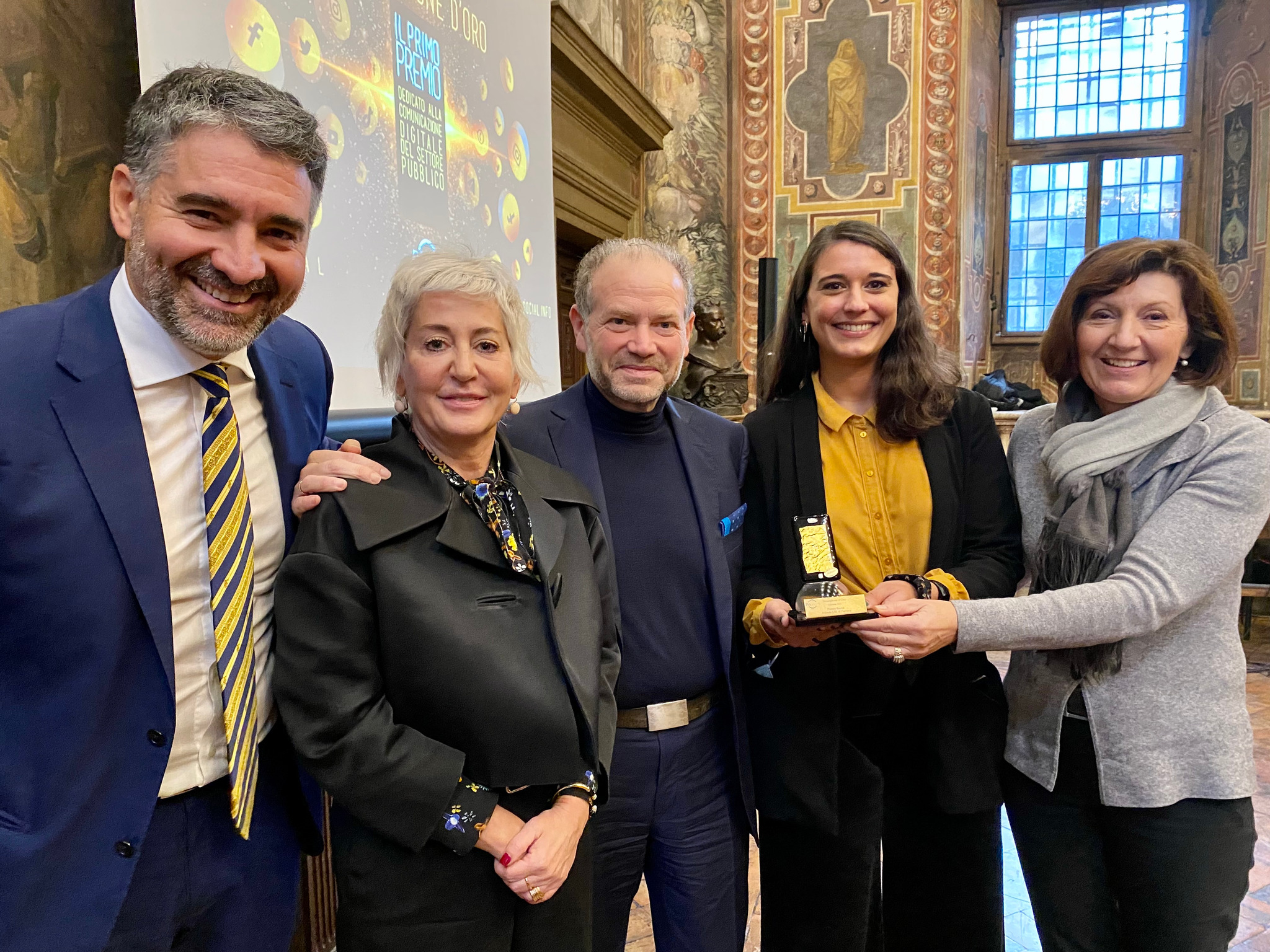 Smartphone d'oro, Ausl Ferrara vince il Premio Sanità per la comunicazione digitale